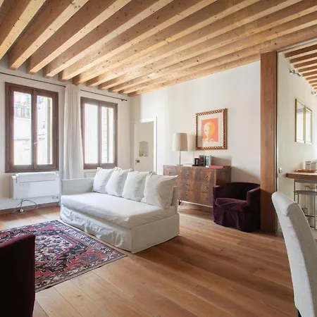 Calle Teatro Vecchio - Apartment