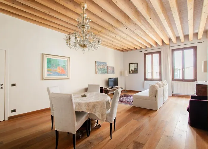 Appartamento Calle Teatro Vecchio -